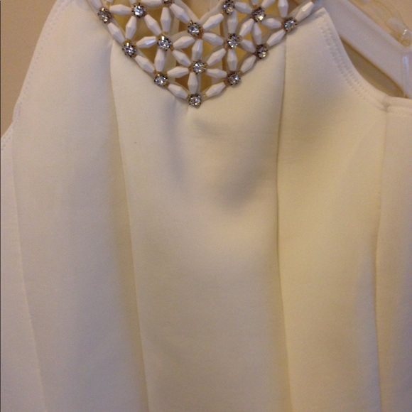 White dress - Picture 2 of 2